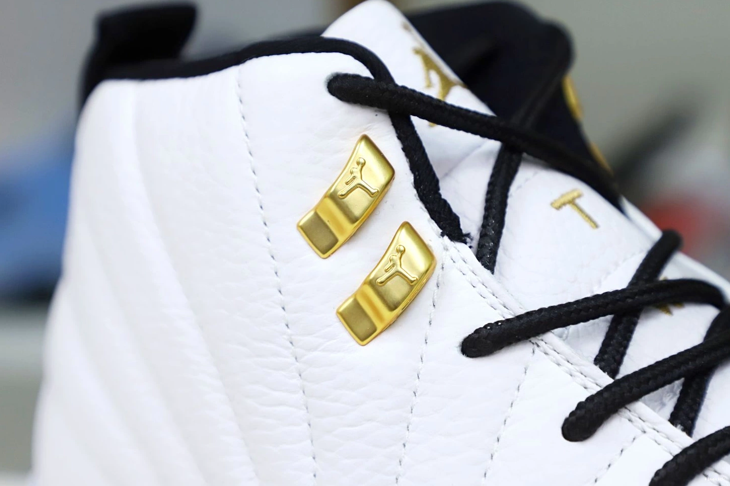 RETRO AIR JORDAN 12 'ROYALTY' 0814